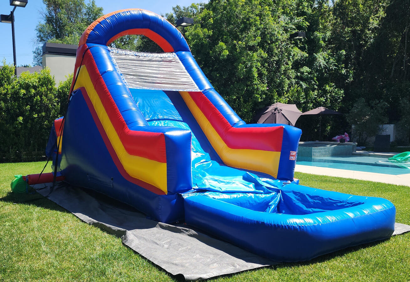 This Can Be Used With The Pool Or Without It Using Your Pool As Landing. There Are More Picture 25 Ft Long, 13 Ft Wide and 15 Ft Height