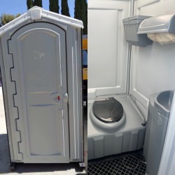 IMG 20250418 1613291 1772145504 Portable Restrooms with Hand Wash